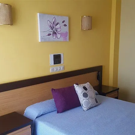 Moon Dreams La Lanzada 2*